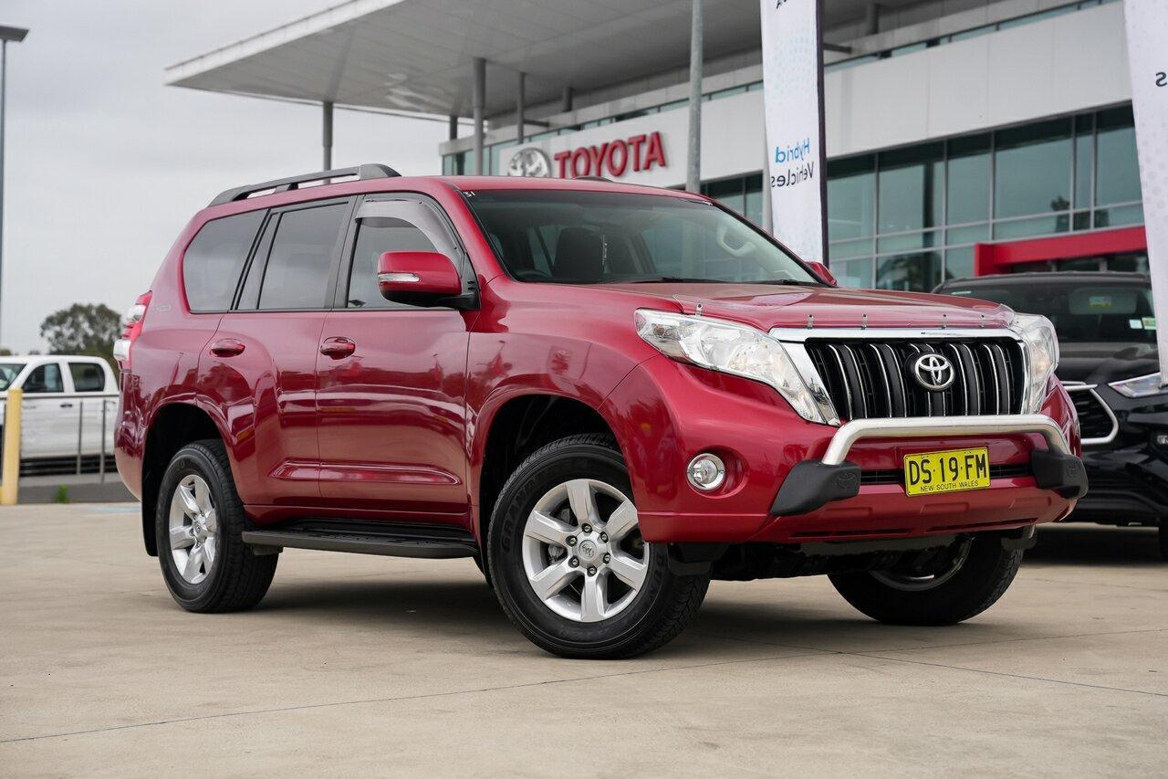 2017 Toyota Landcruiser Prado GXL in Red