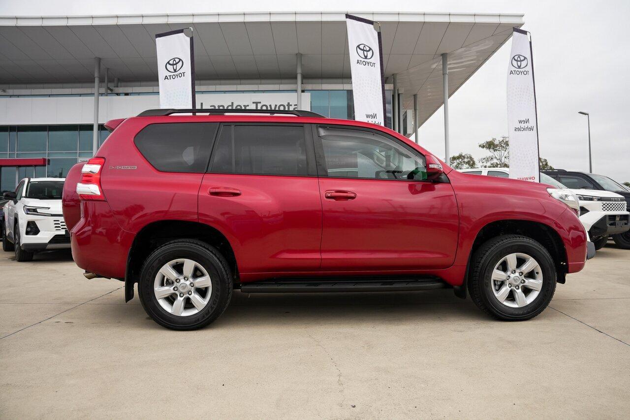 2017 Toyota Landcruiser Prado GXL in Red