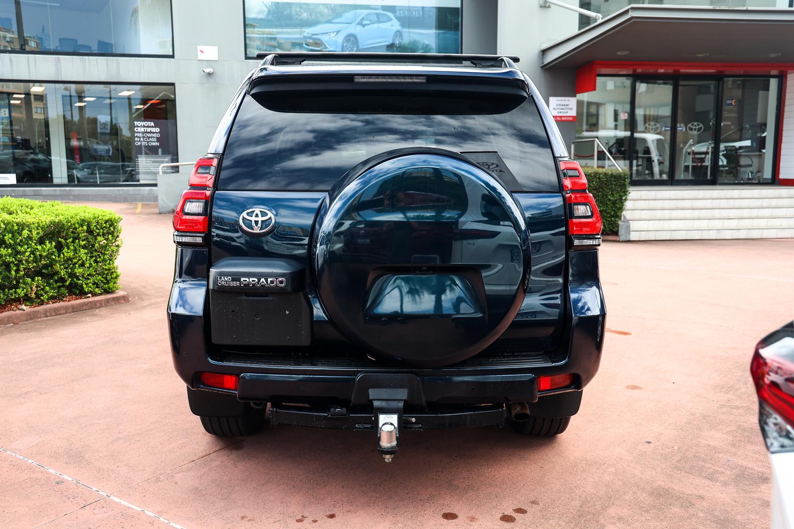 2021 Toyota Landcruiser Prado VX in Black