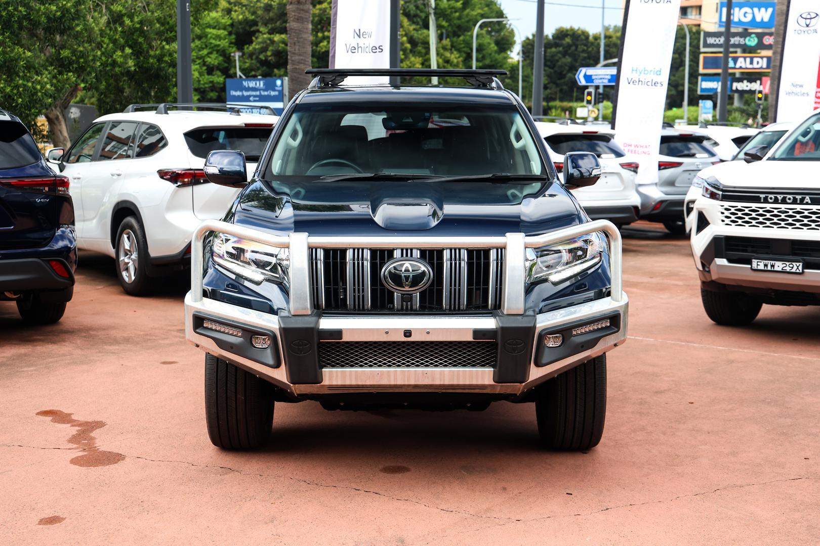 2021 Toyota Landcruiser Prado VX in Black