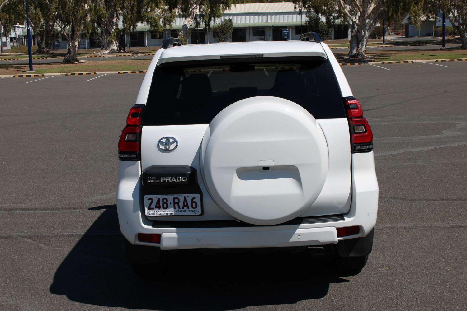 2022 Toyota Landcruiser Prado GXL in White
