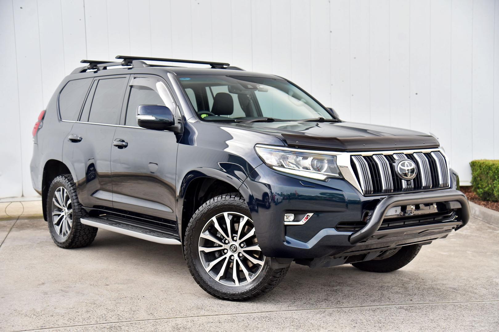 2022 Toyota Landcruiser Prado Kakadu in Black