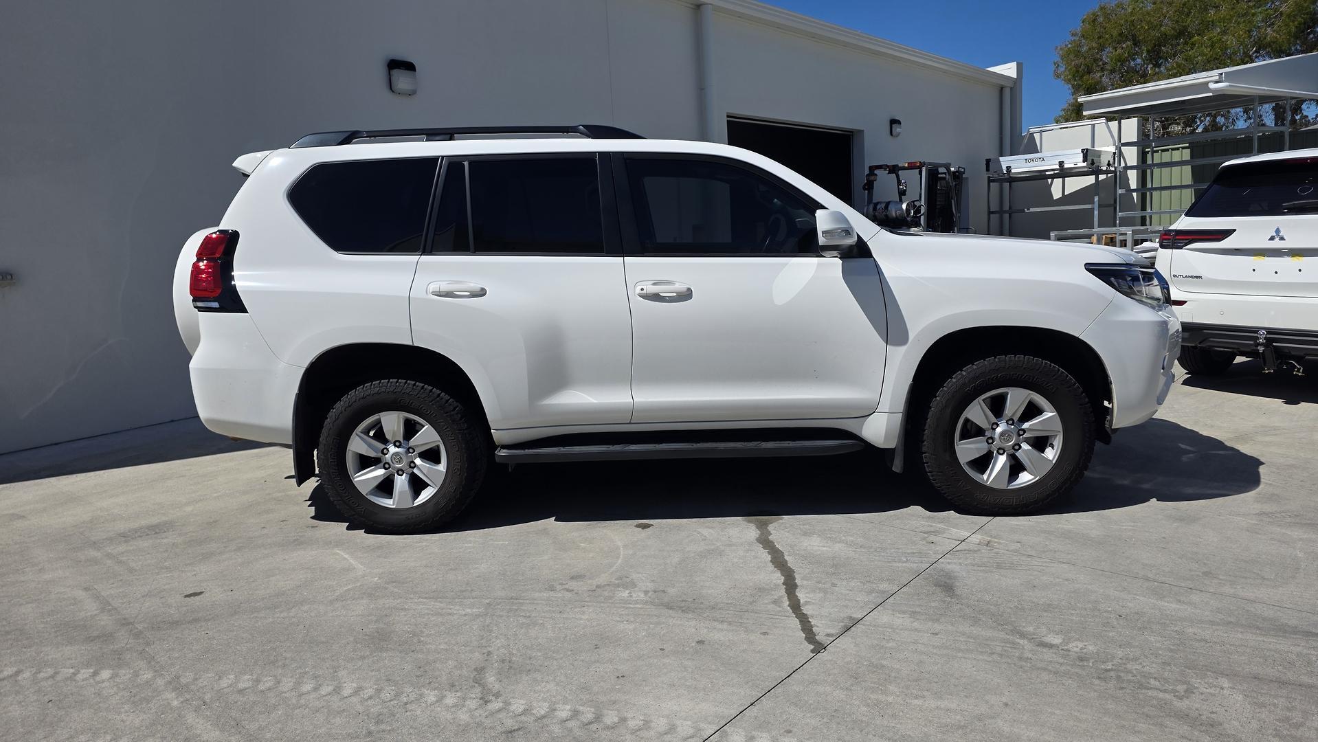 2022 Toyota Landcruiser Prado GXL in White
