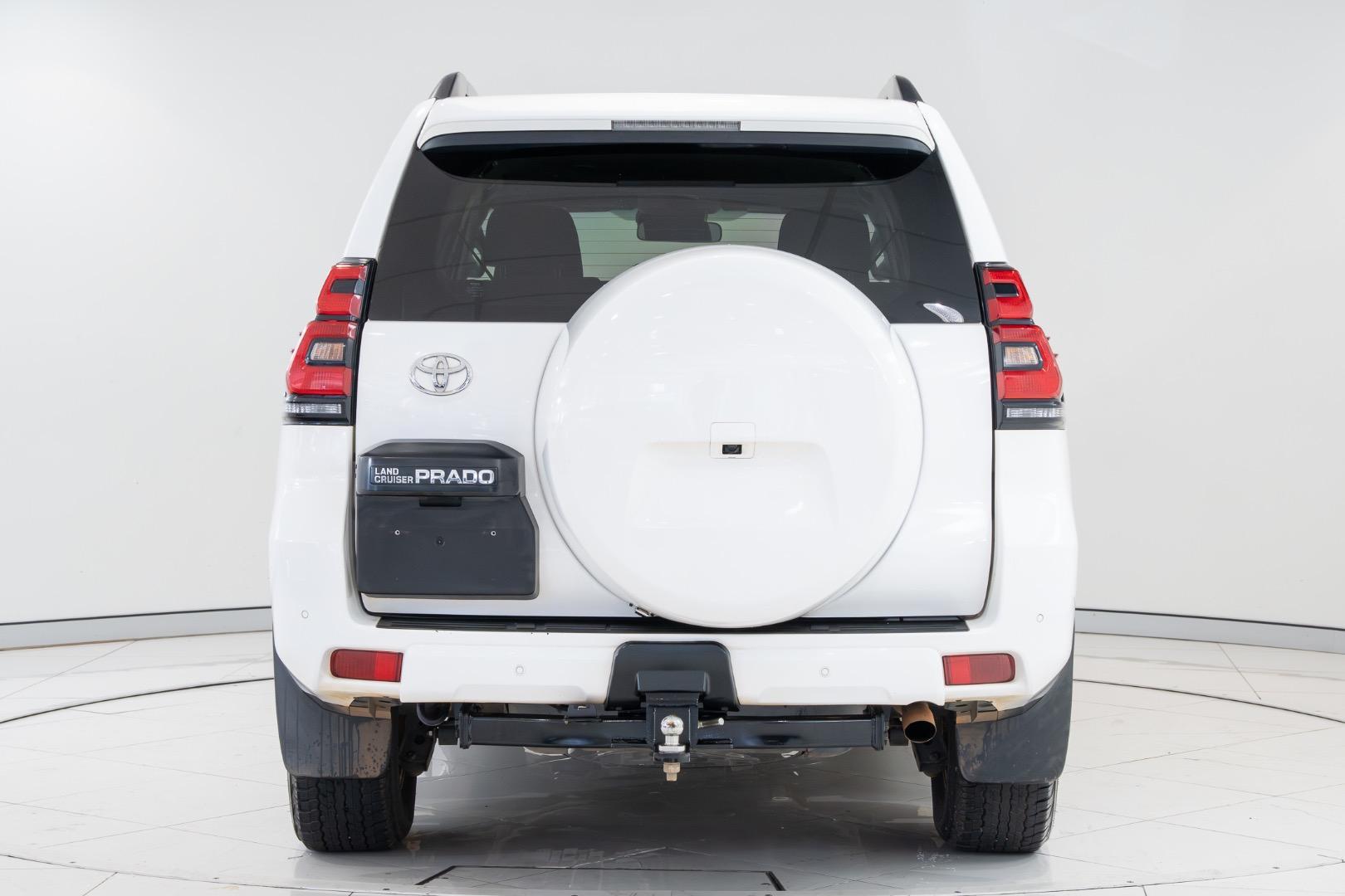 2022 Toyota Landcruiser Prado GXL in White