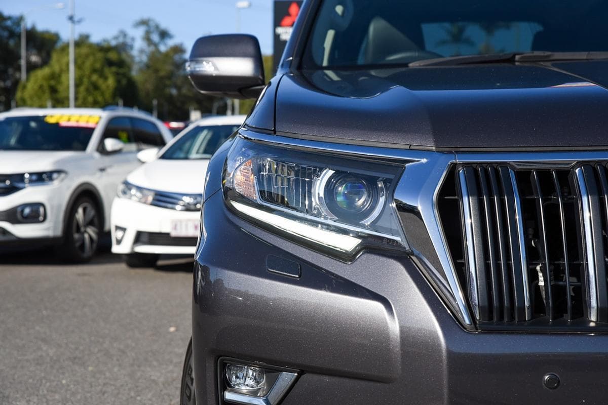 2023 Toyota Landcruiser Prado GXL in Silver