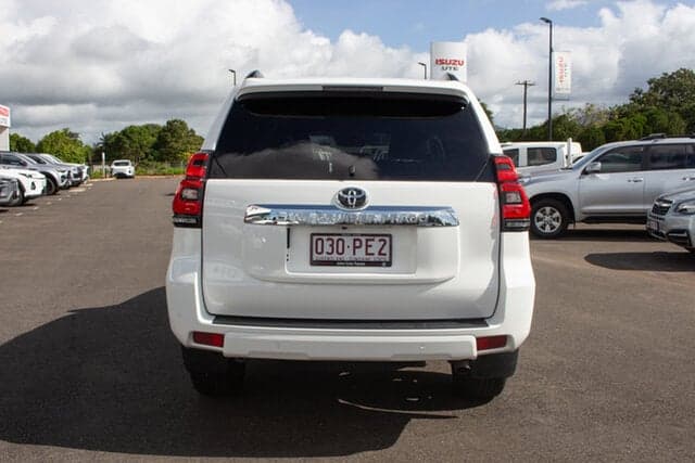 2023 Toyota Landcruiser Prado VX in White