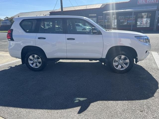 2023 Toyota Landcruiser Prado GX in White