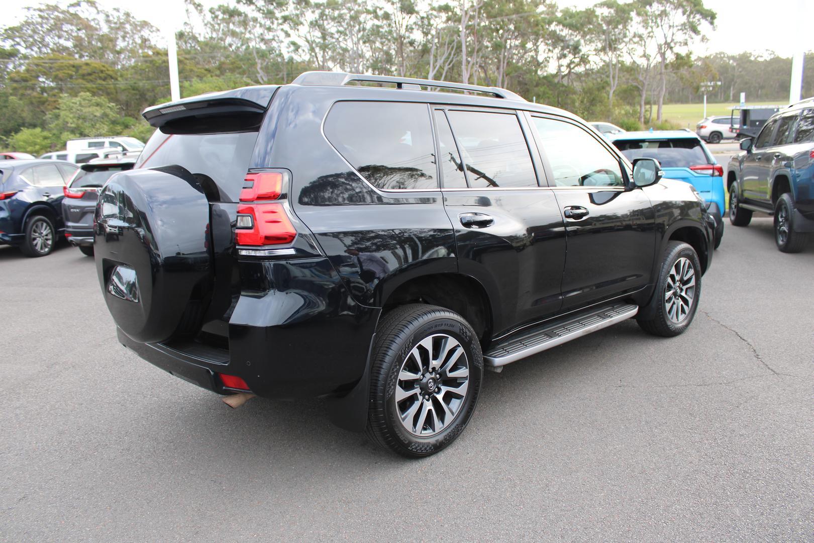 2023 Toyota Landcruiser Prado VX in Black