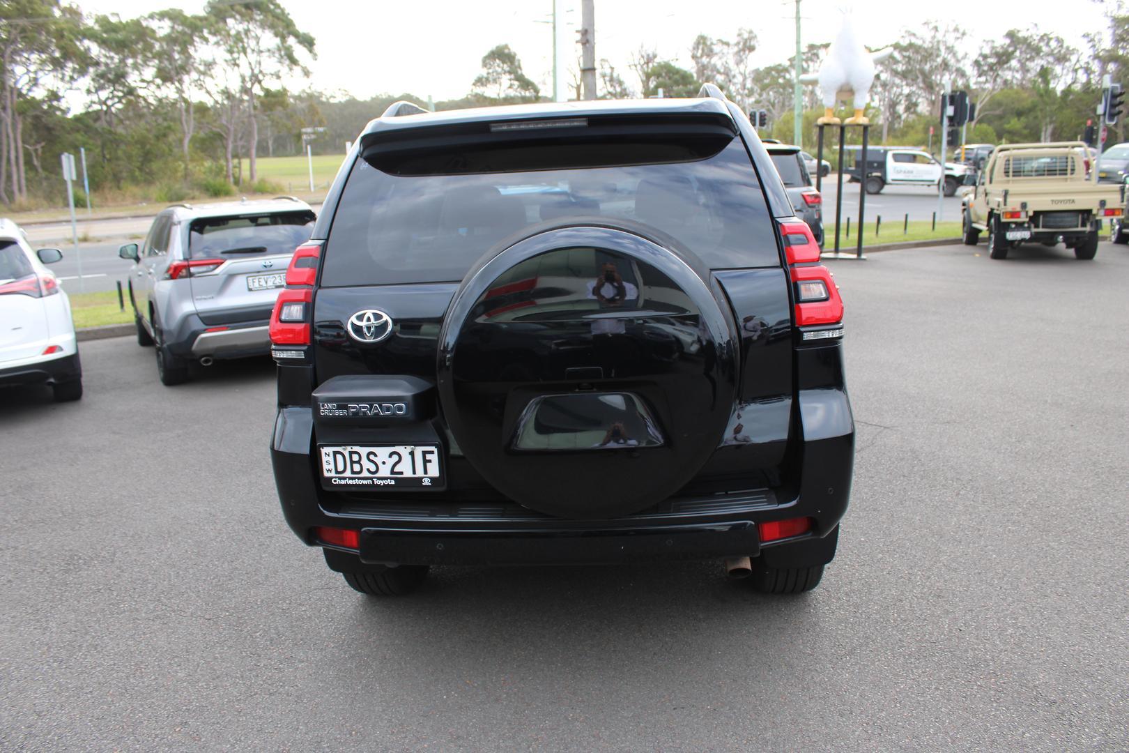 2023 Toyota Landcruiser Prado VX in Black