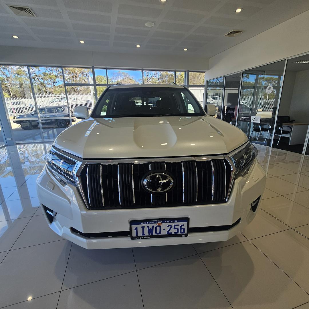 2023 Toyota Landcruiser Prado GXL in White