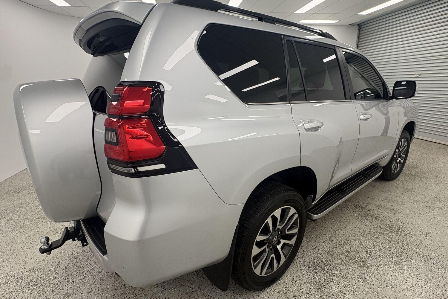2023 Toyota Landcruiser Prado VX in Silver