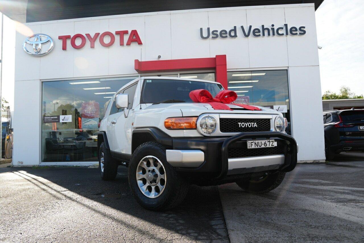 2012 Toyota FJ Cruiser FJ Cruiser in White