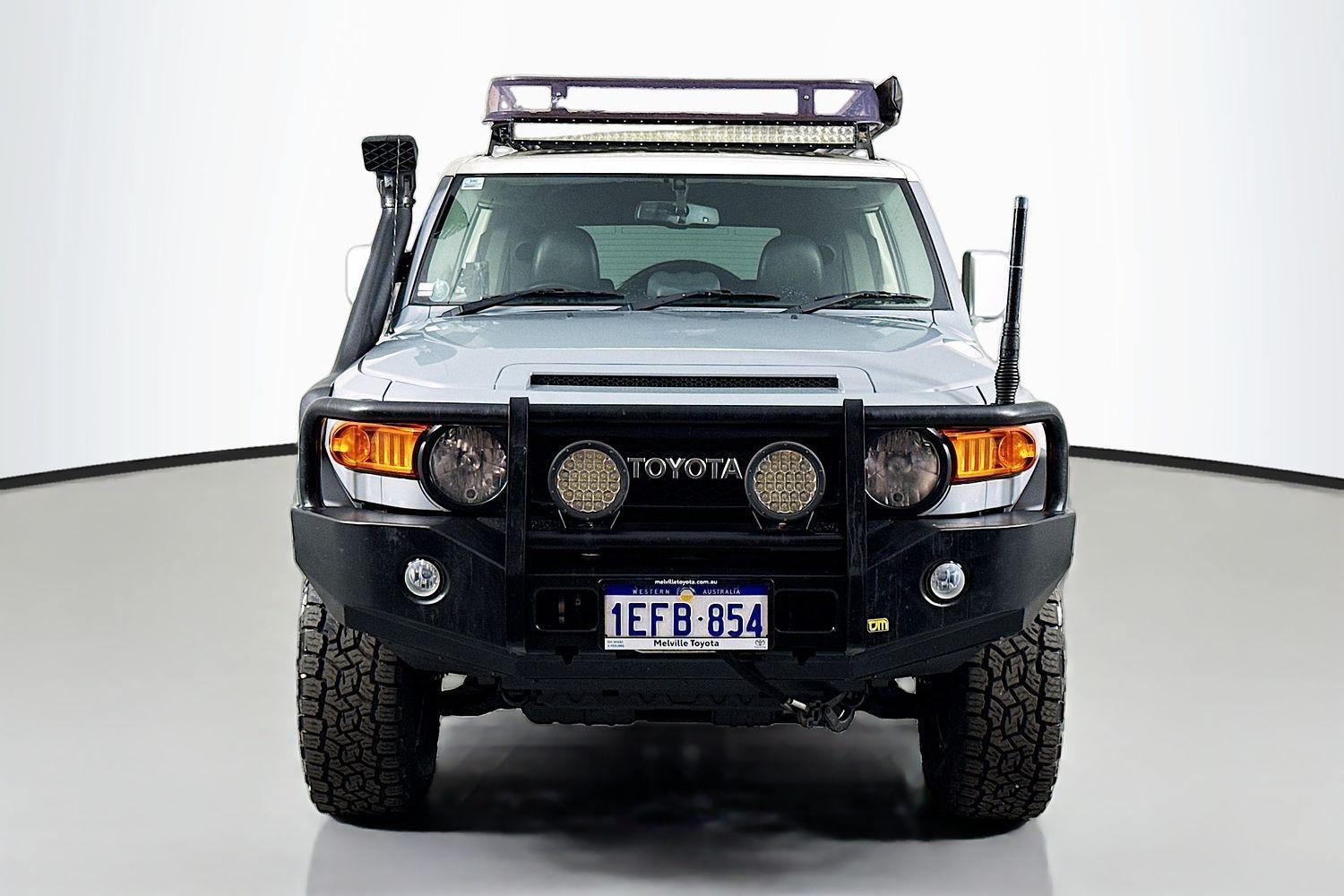2013 Toyota FJ Cruiser FJ Cruiser in Two Tone Silver