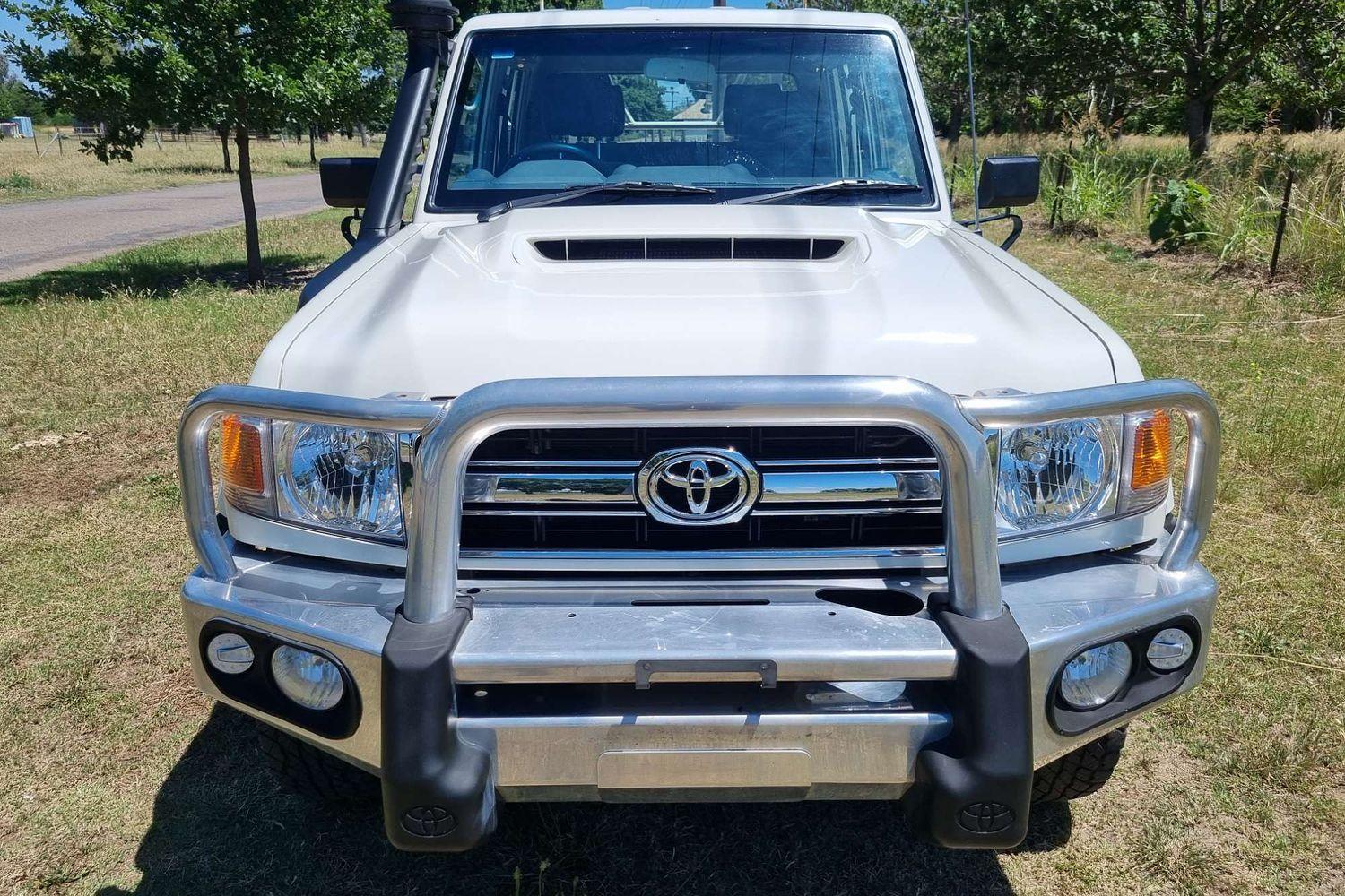 2020 Toyota Landcruiser 70 GXL in White