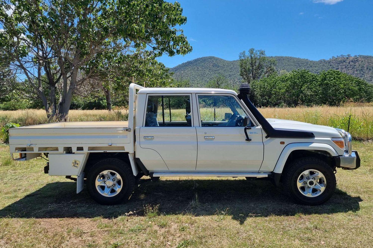 2020 Toyota Landcruiser 70 GXL in White