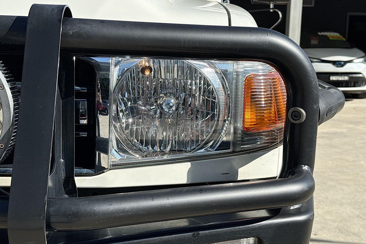 2018 Toyota Landcruiser GXL in White