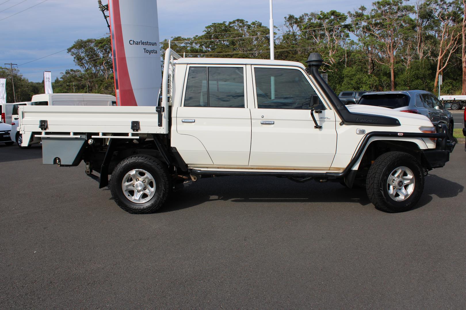 2021 Toyota Landcruiser GXL in White