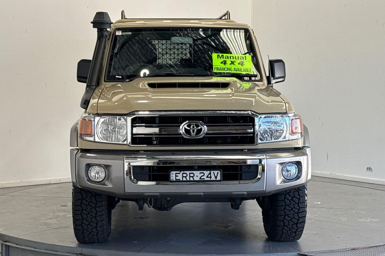 2021 Toyota Landcruiser GXL in Beige