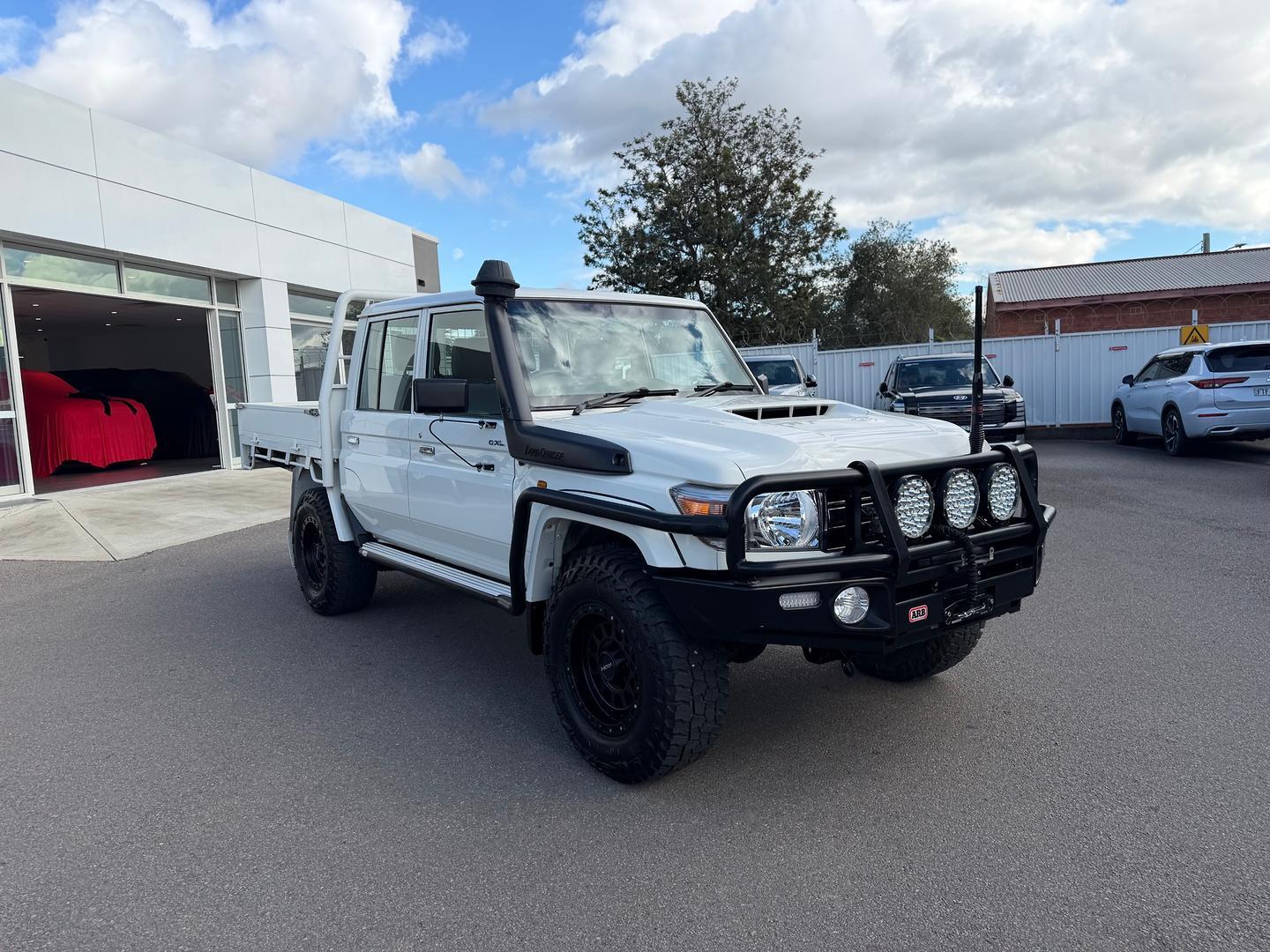 2022 Toyota Landcruiser GXL in White