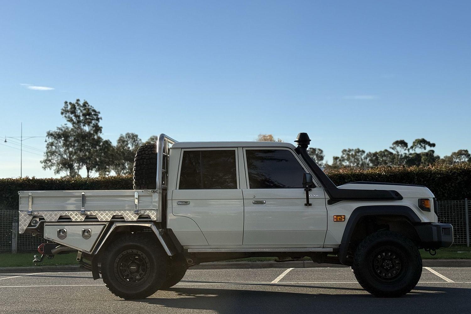 2024 Toyota Landcruiser GXL in White