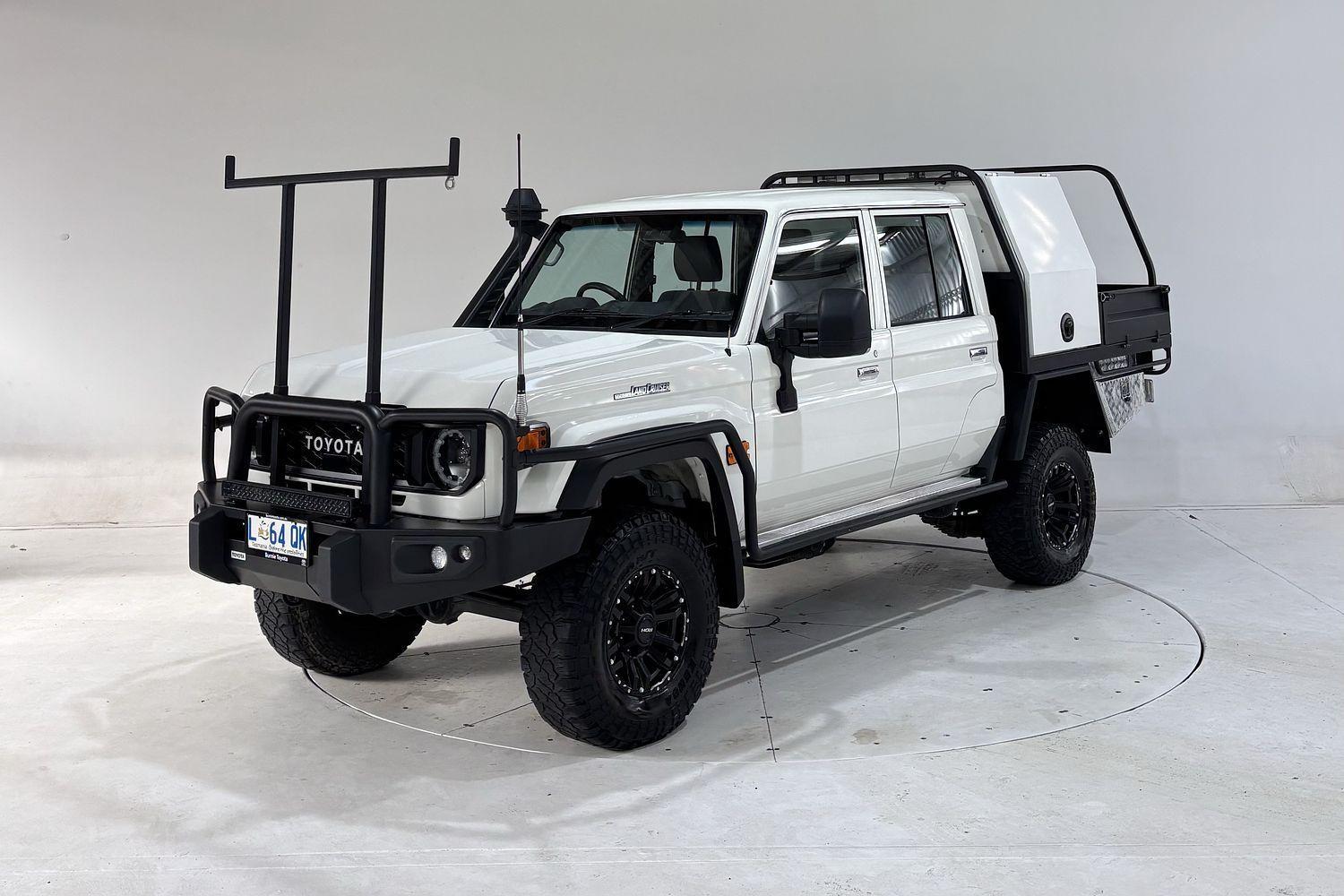 2024 Toyota Landcruiser GXL in White