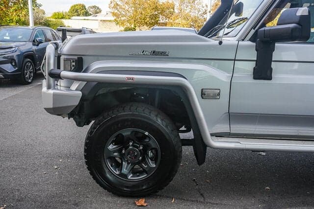 2025 Toyota Landcruiser GXL in Silver