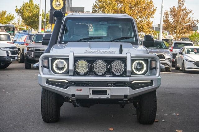 2025 Toyota Landcruiser GXL in Silver