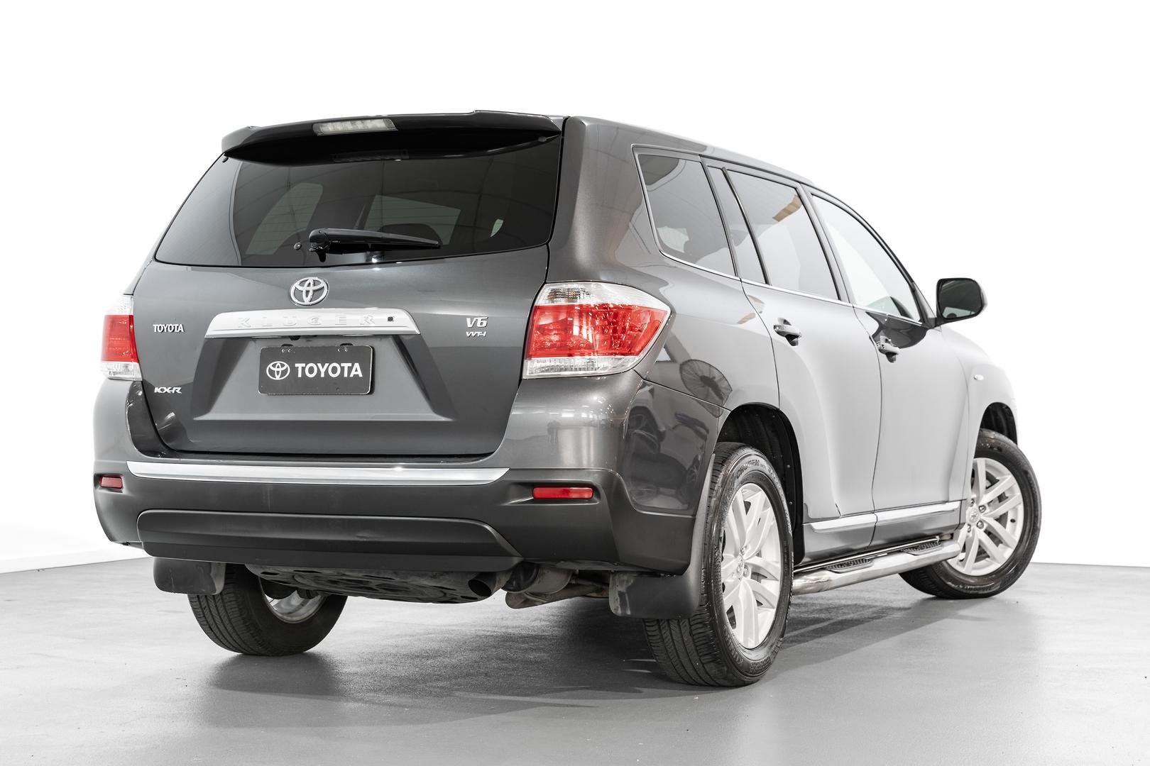 2011 Toyota Kluger 4x2 KX-R 5 Seat in Silver