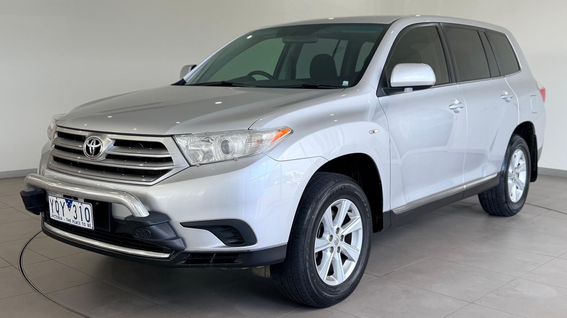 2011 Toyota Kluger 4x2 KX-R 5 Seat in Silver