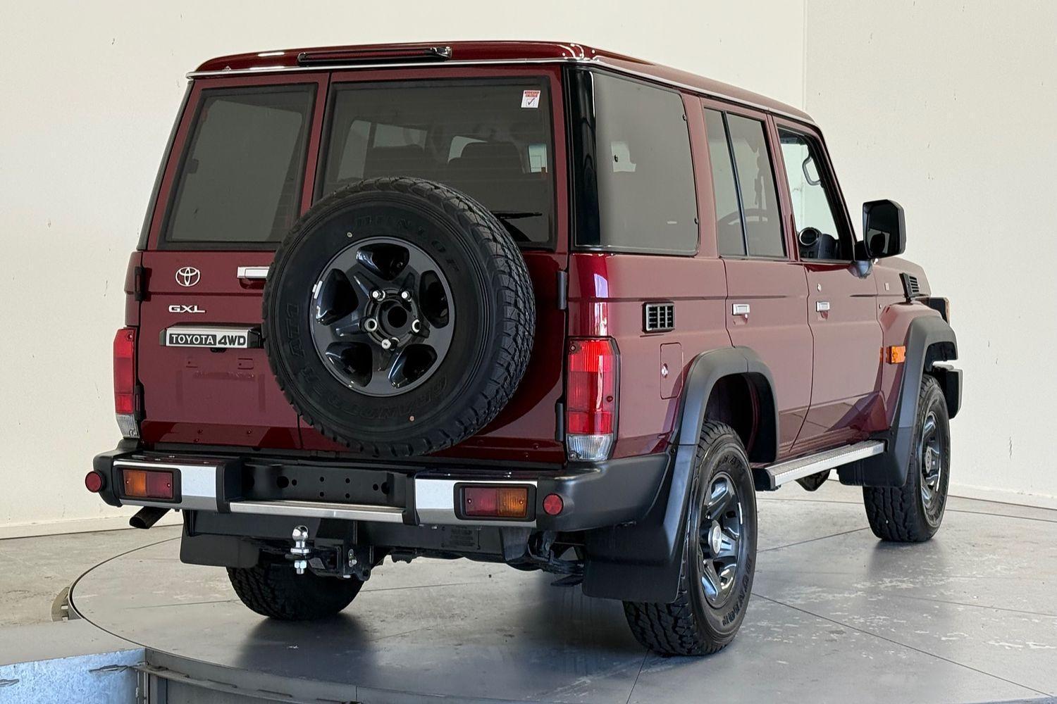 2024 Toyota Landcruiser GXL in Red