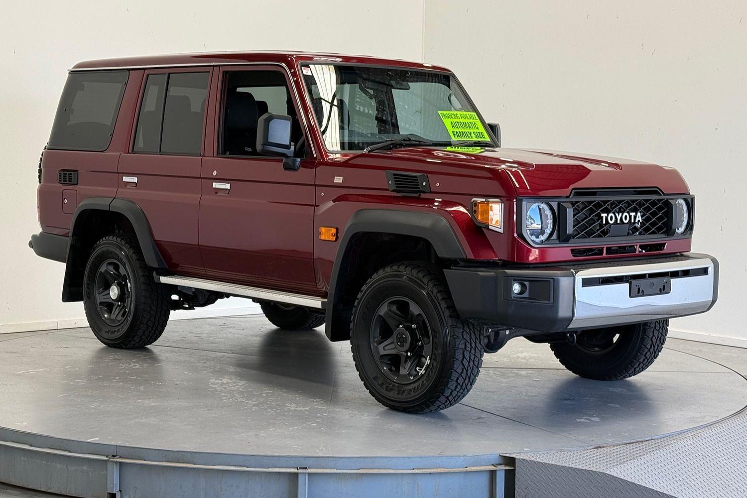 2024 Toyota Landcruiser GXL in Red