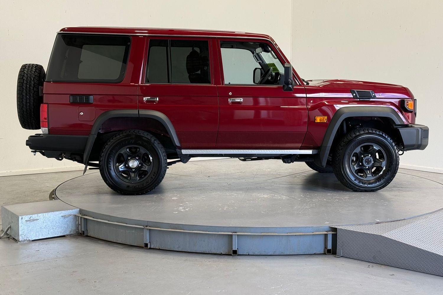 2024 Toyota Landcruiser GXL in Red