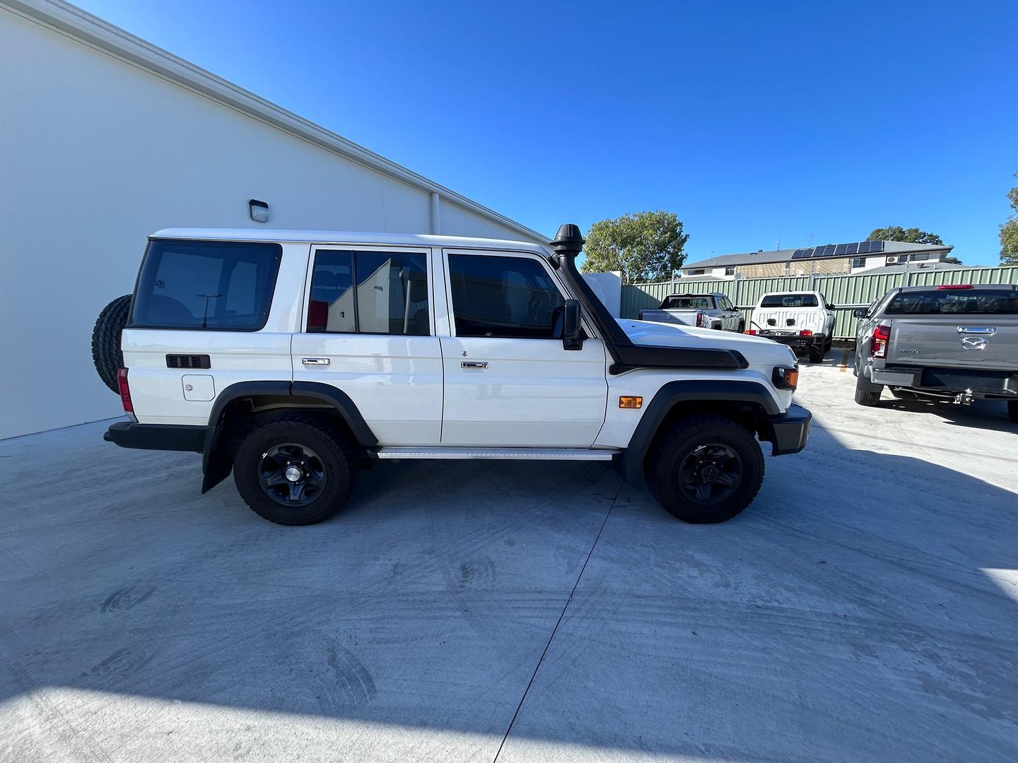 2024 Toyota Landcruiser GXL in White