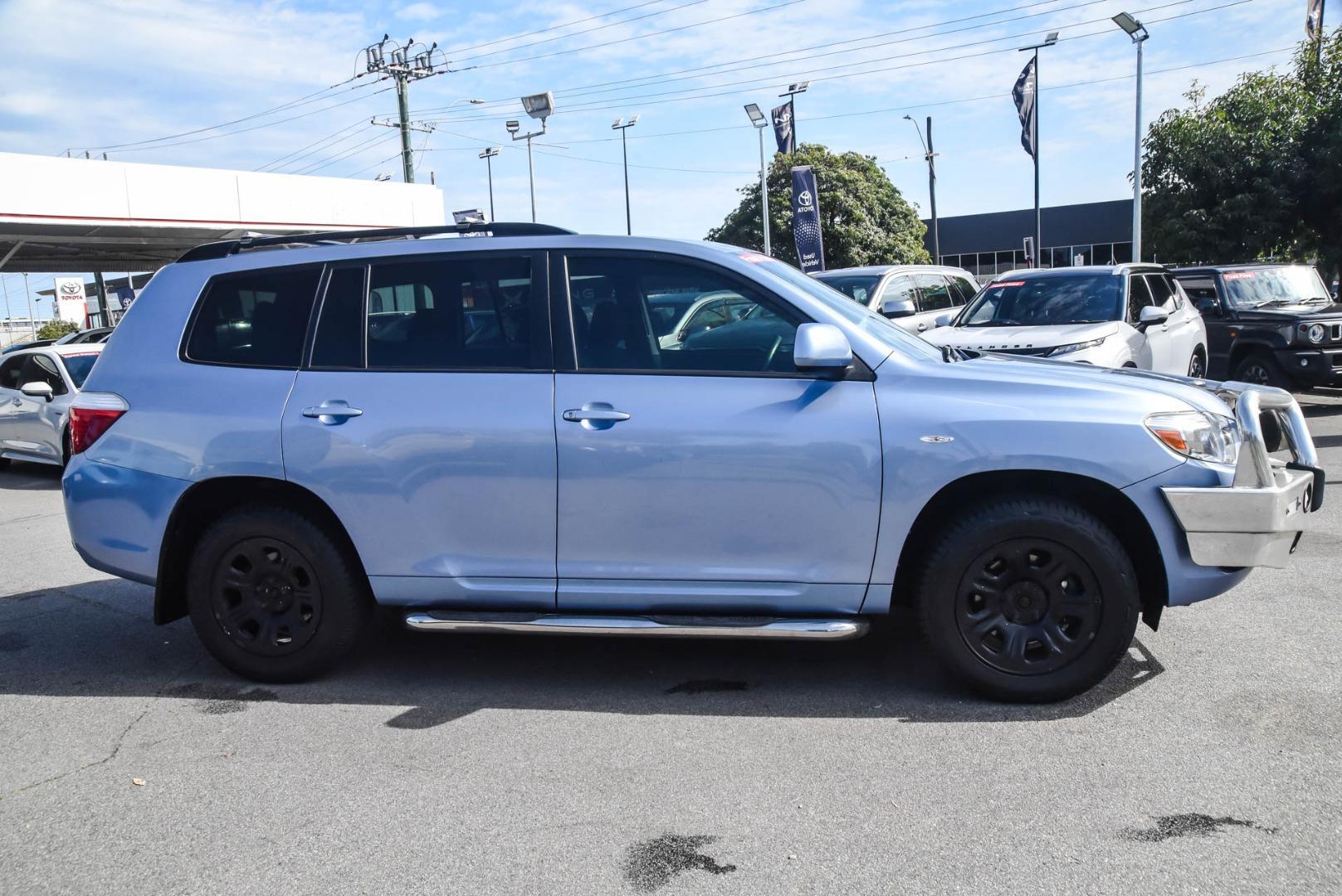 2010 Toyota Kluger Altitude AWD in Blue