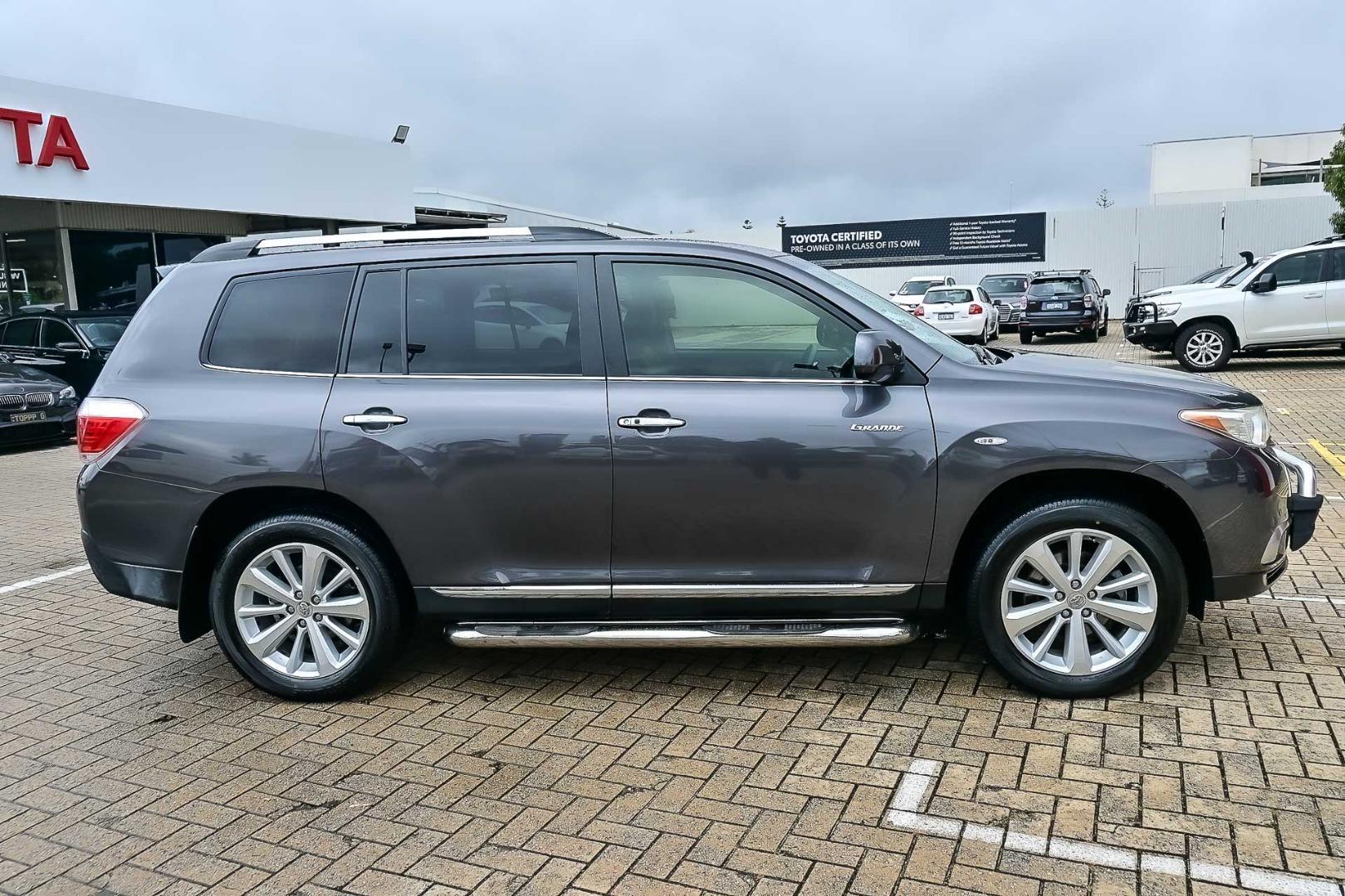 2012 Toyota Kluger AWD GRANDE in Silver