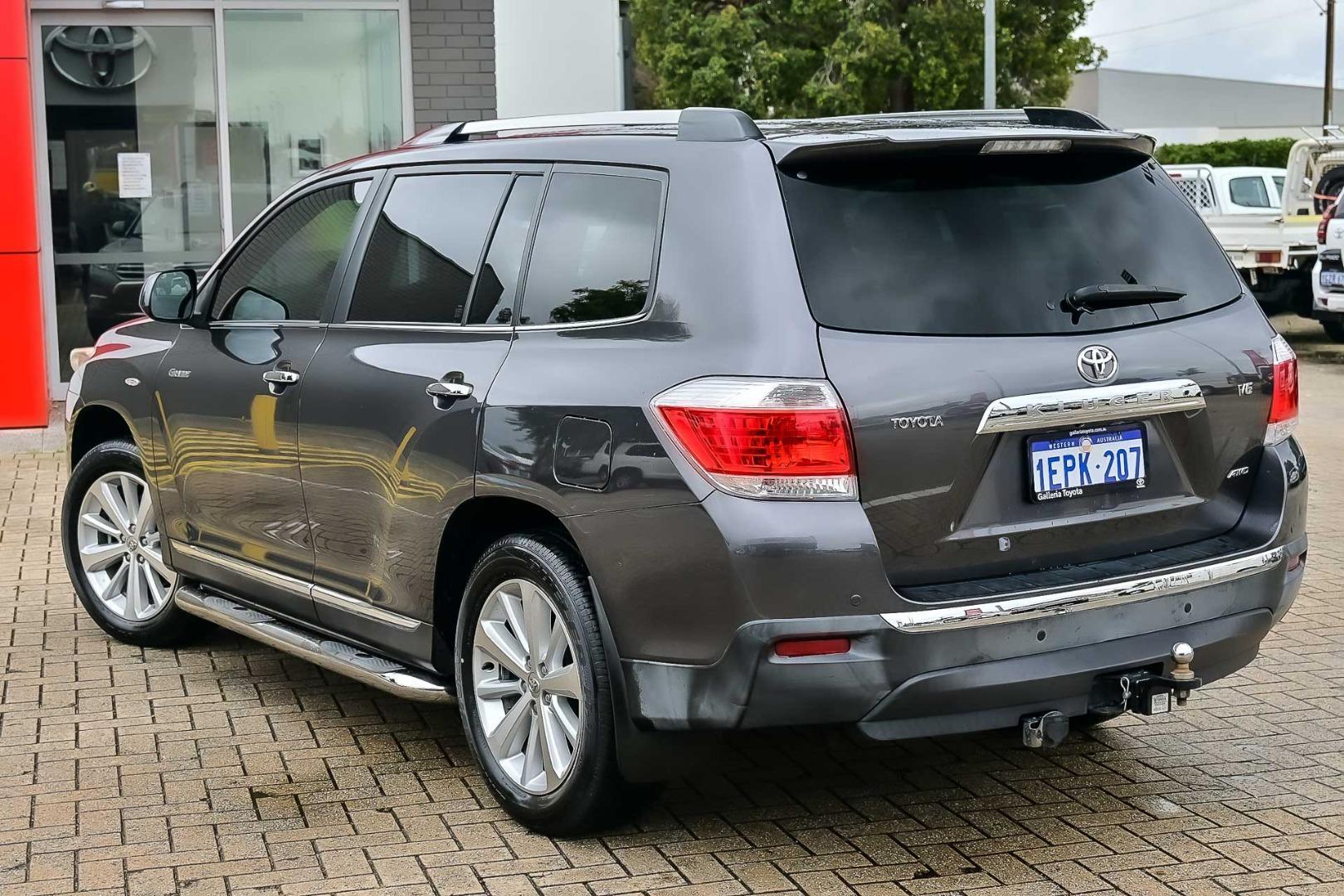 2012 Toyota Kluger AWD GRANDE in Silver