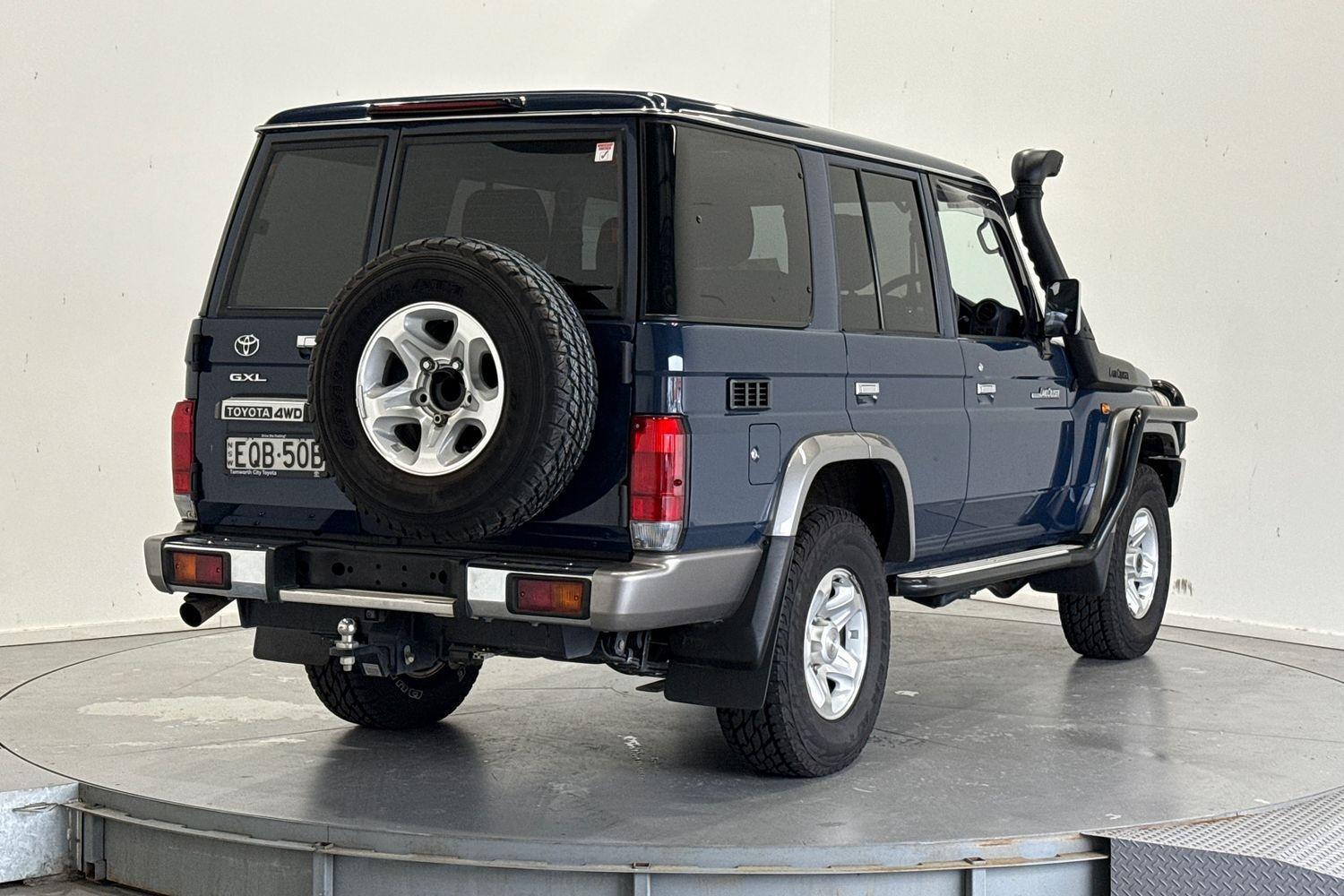 2022 Toyota Landcruiser GXL in Blue
