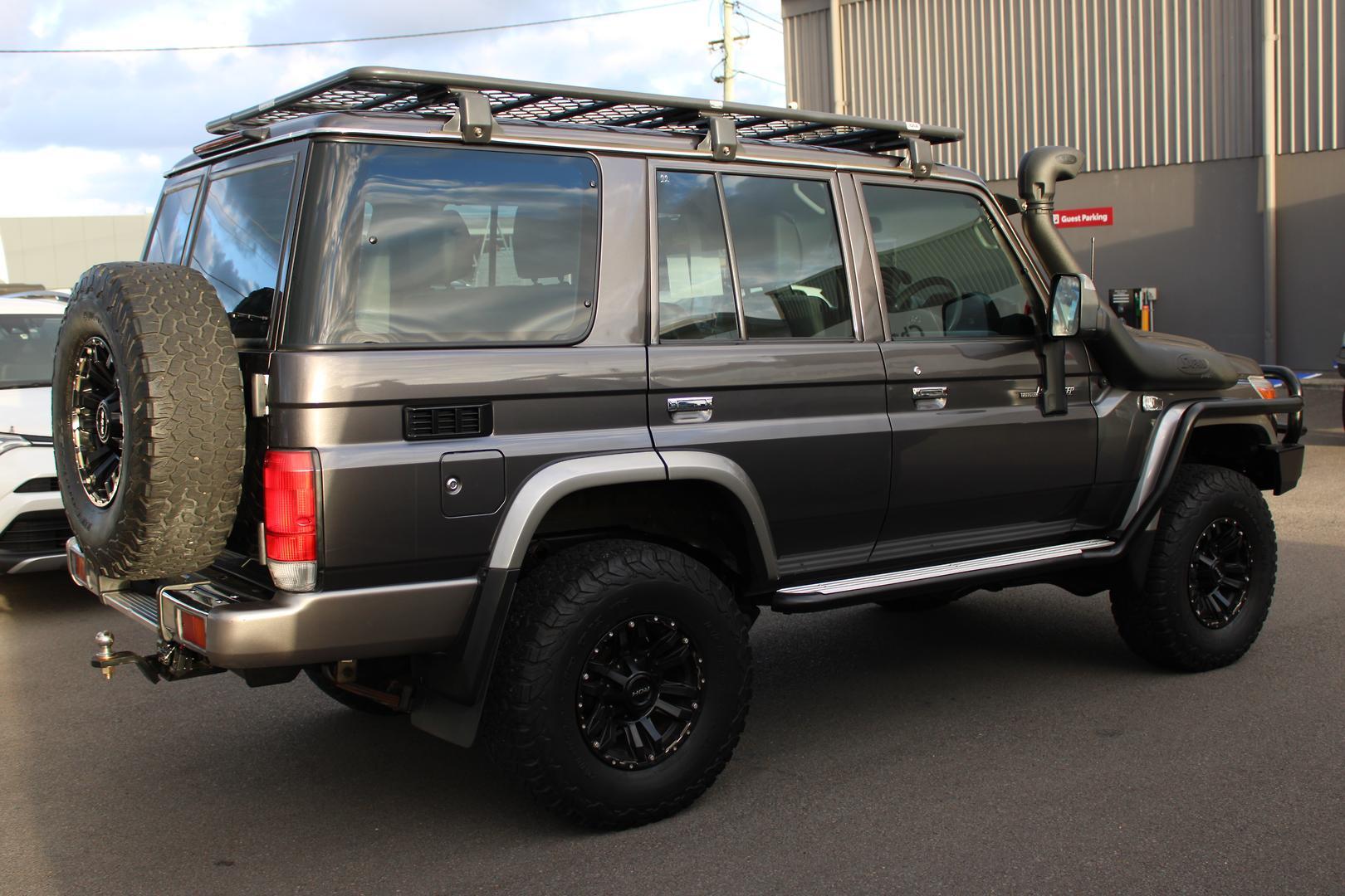 2021 Toyota Landcruiser GXL in Silver
