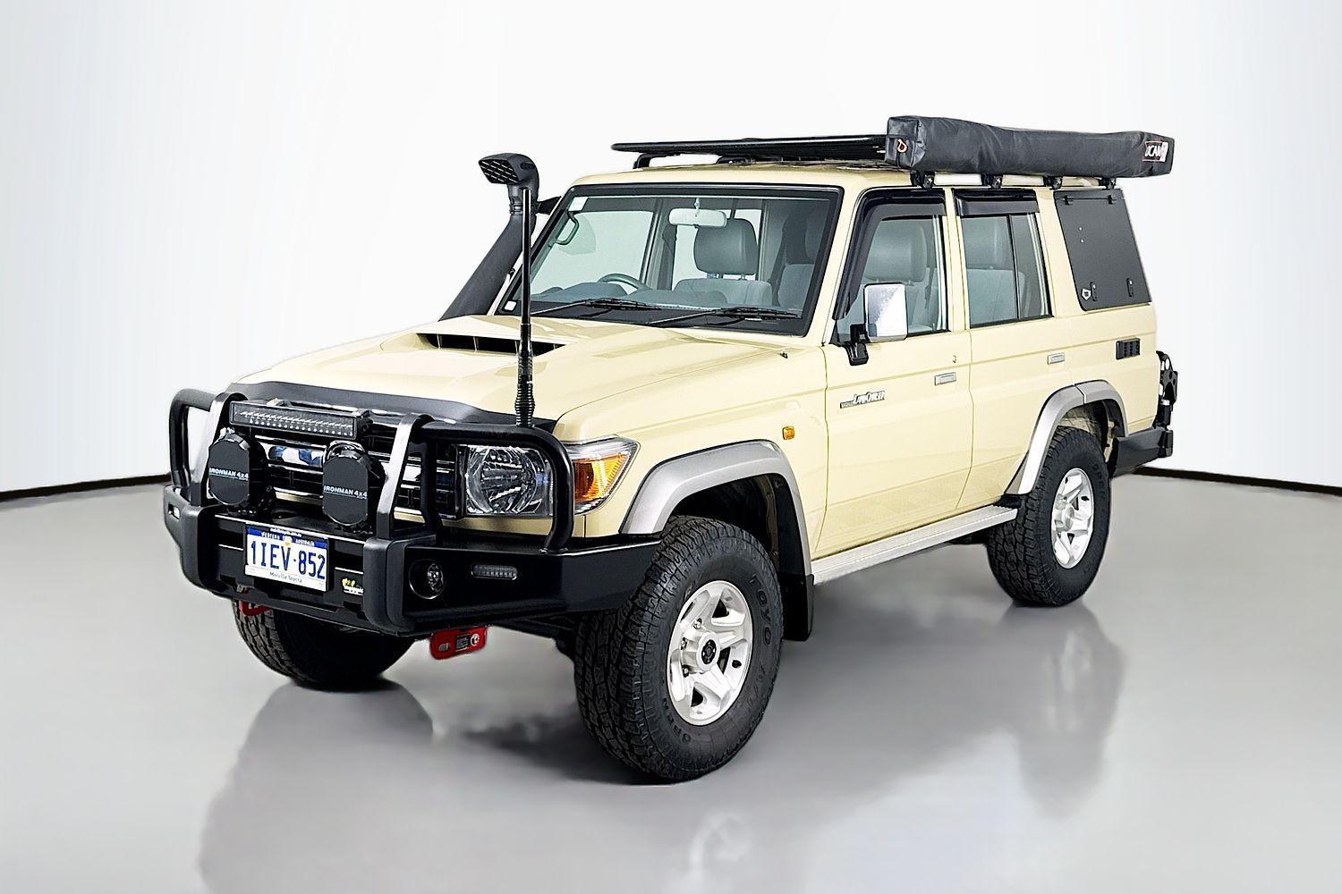 2021 Toyota Landcruiser 70 GXL in Beige