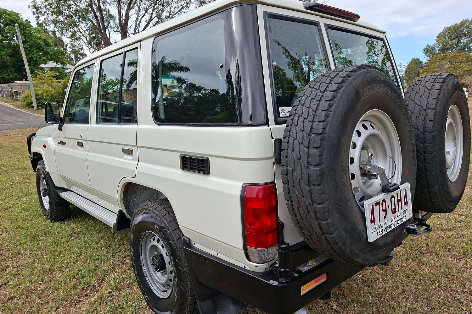 2019 Toyota Landcruiser Workmate in White