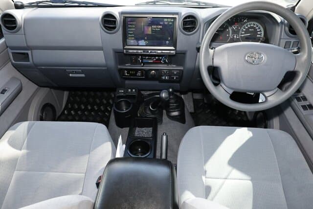 2022 Toyota Landcruiser GXL in Silver