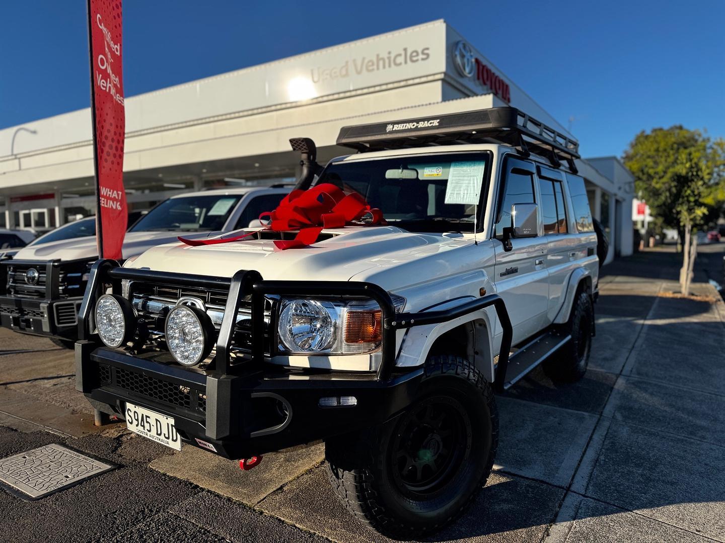 2019 Toyota Landcruiser GXL in White