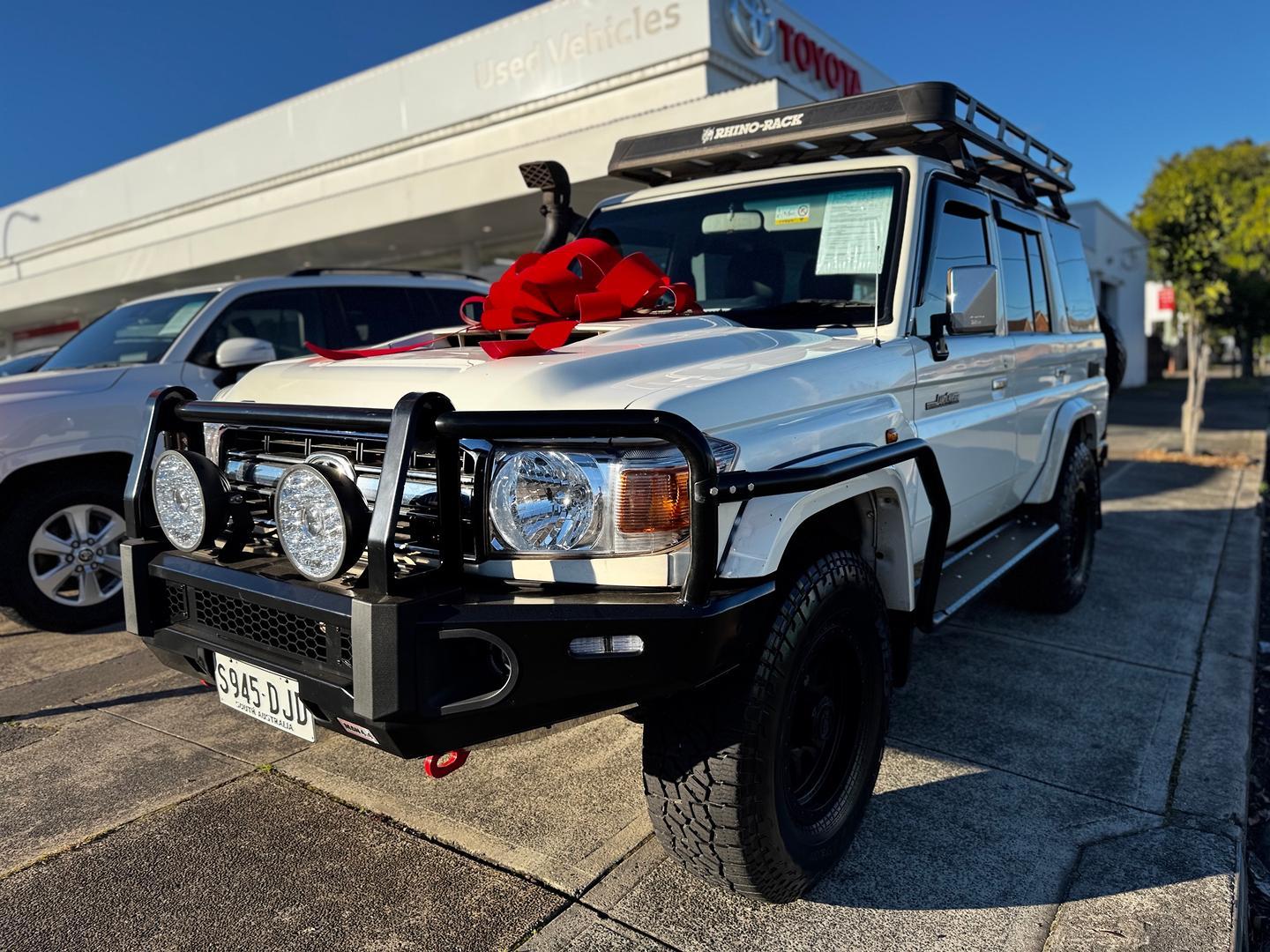 2019 Toyota Landcruiser GXL in White