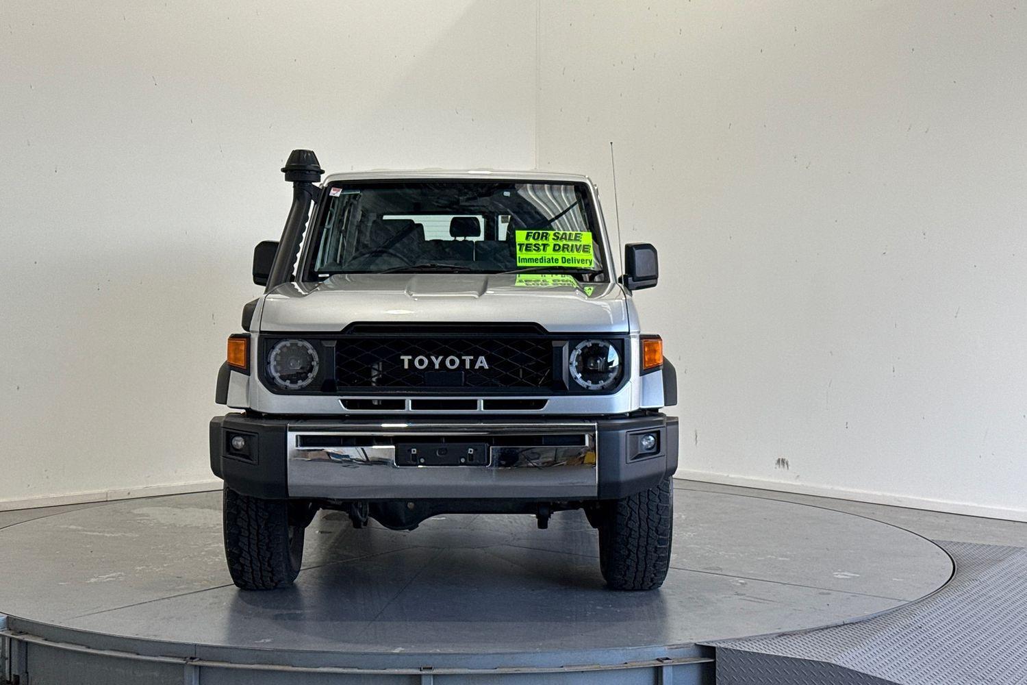 2024 Toyota Landcruiser GXL in Silver