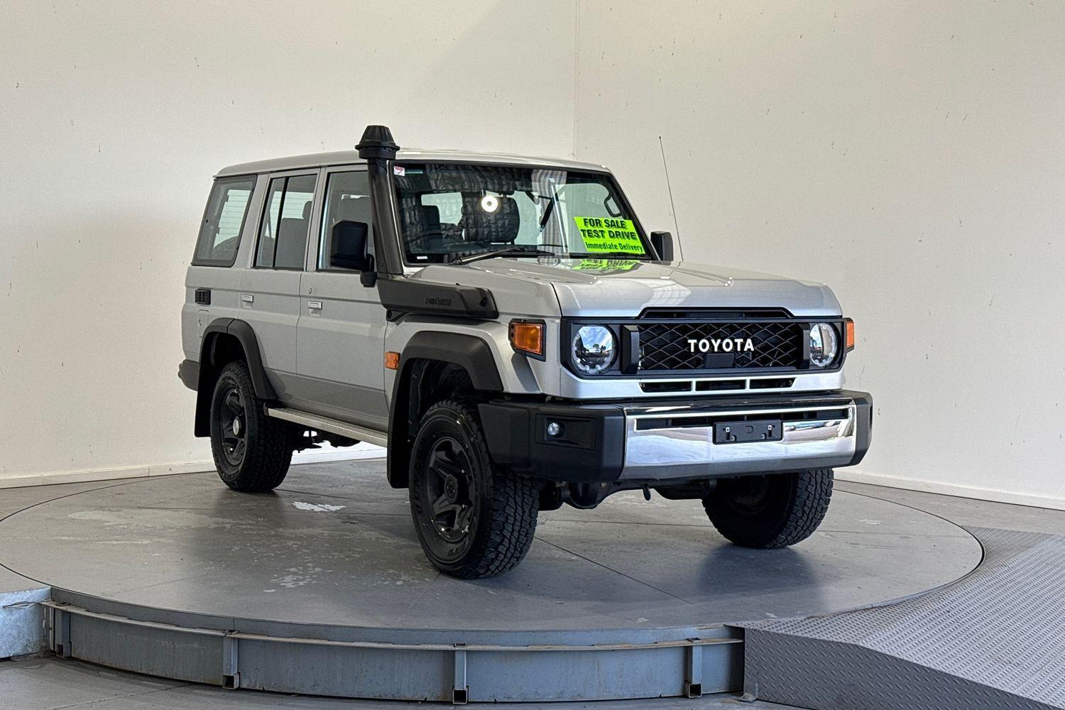 2024 Toyota Landcruiser GXL in Silver