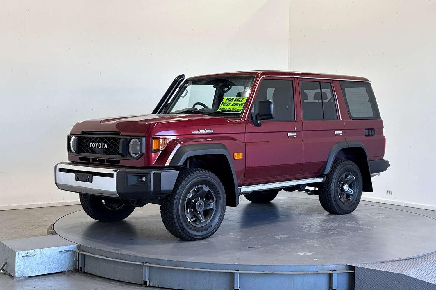 2024 Toyota Landcruiser GXL in Red
