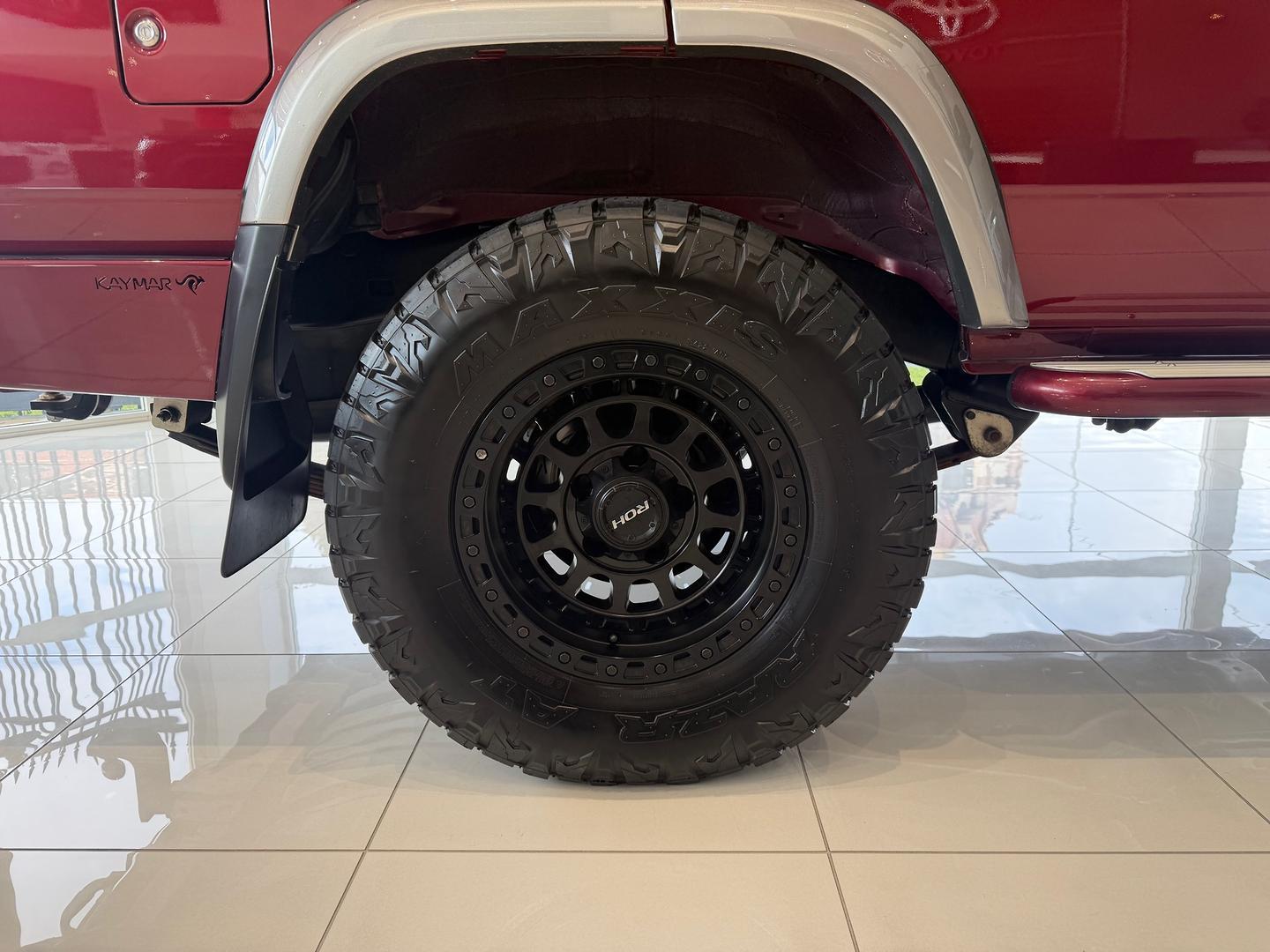 2022 Toyota Landcruiser GXL in Red