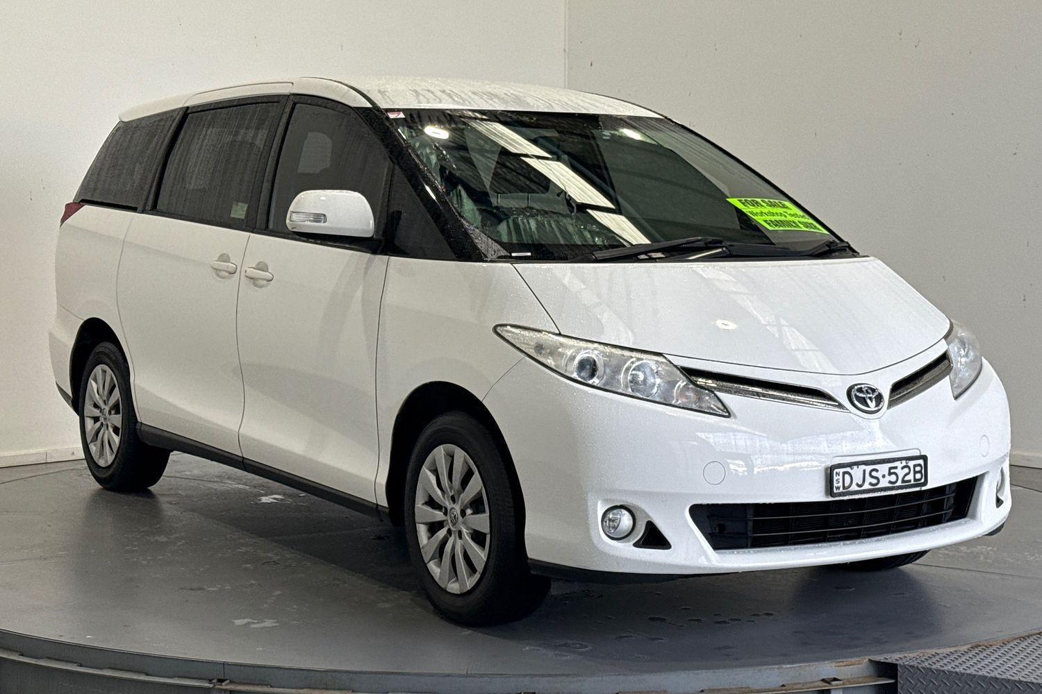2016 Toyota Tarago GLi in White