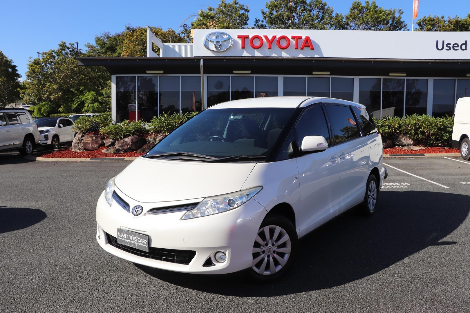 2016 Toyota Tarago GLI in White