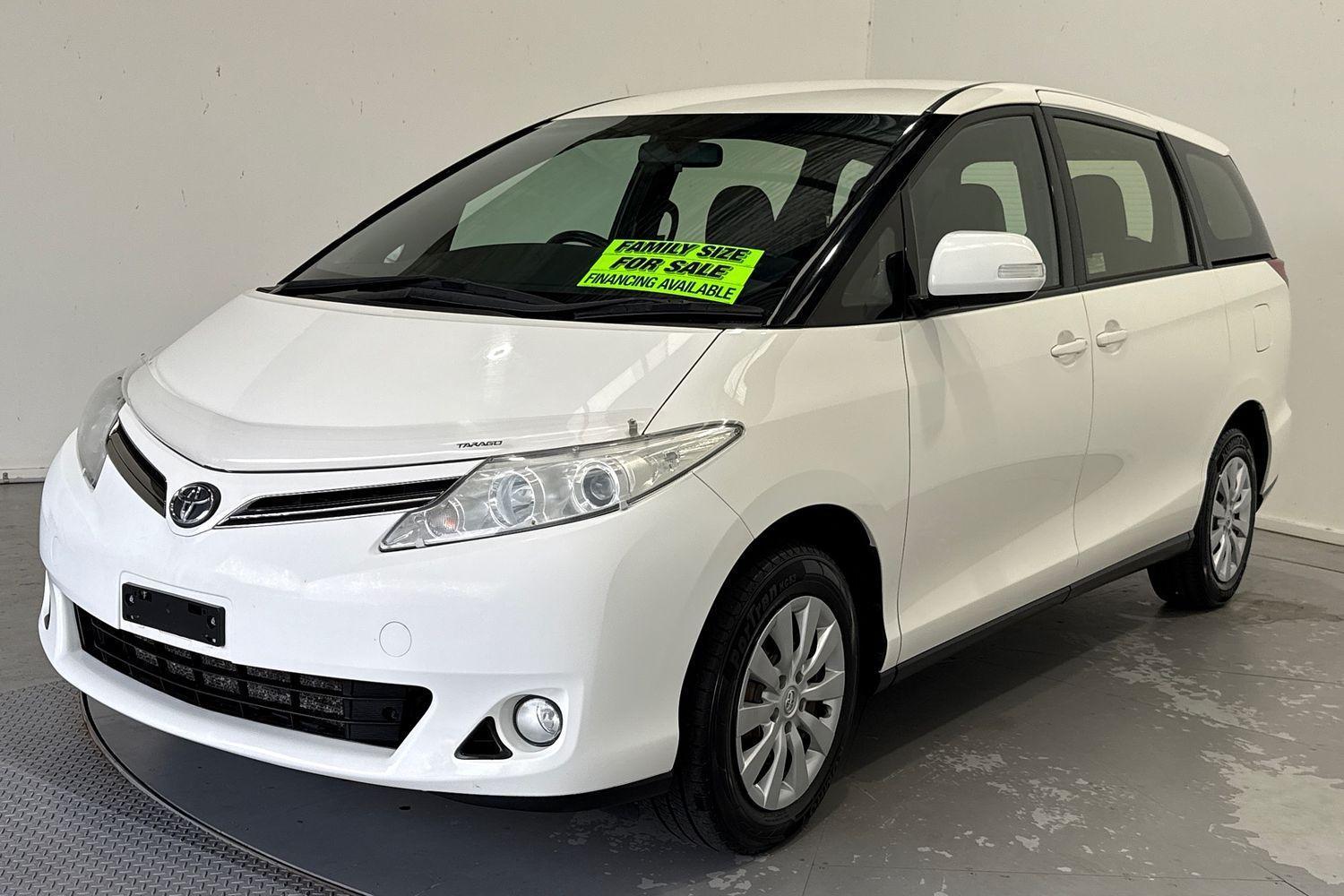 2019 Toyota Tarago GLi in White